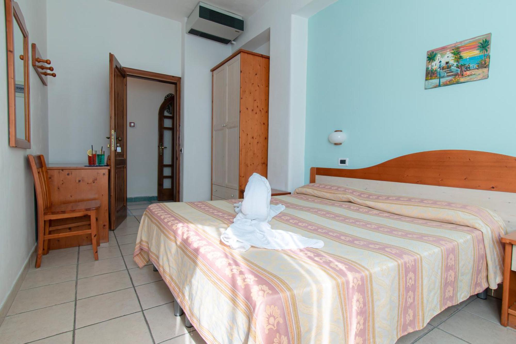 Victoria Park Resort ايسكيا المظهر الخارجي الصورة